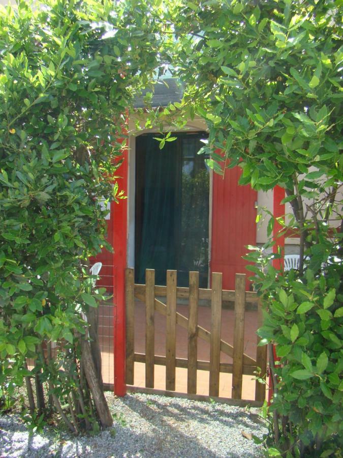 Casa Vacanze Guardamare San Vincenzo Exterior photo